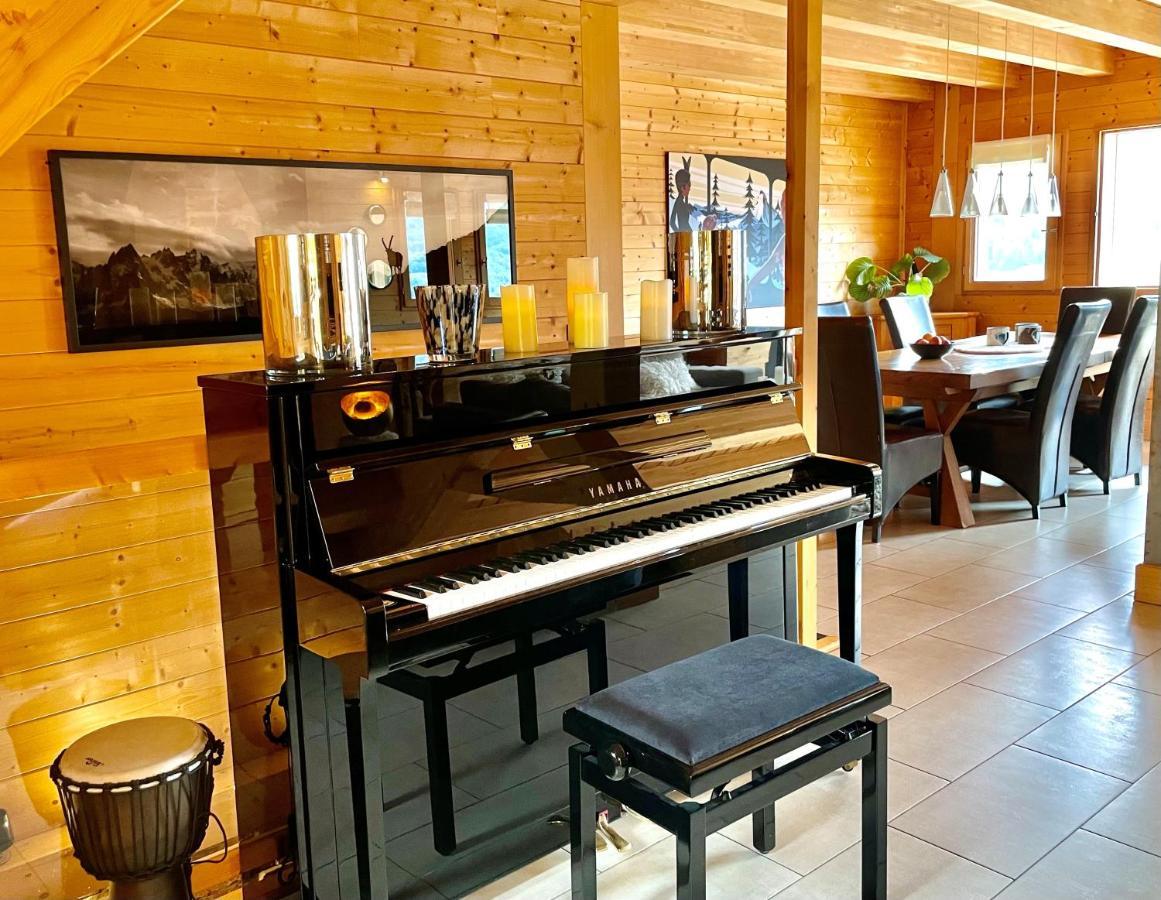 Le Paret Chambres D'Hotes De Charme & Spa Manigod Bagian luar foto