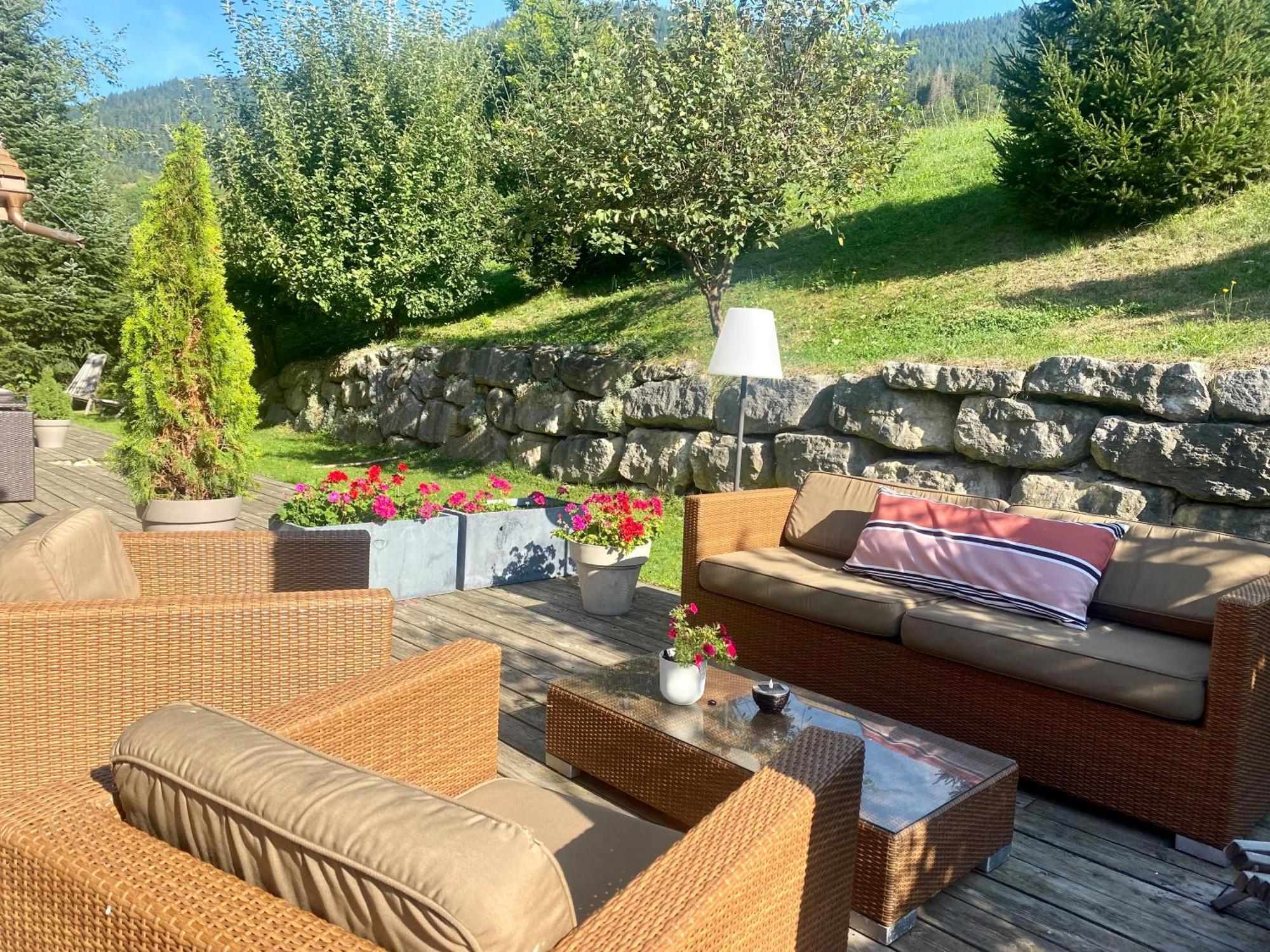 Le Paret Chambres D'Hotes De Charme & Spa Manigod Bagian luar foto